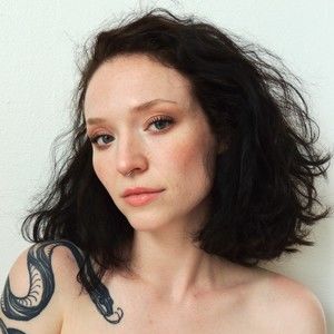 Meet your Posher, Madeleine